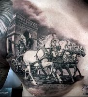 Гладиатор в татуировке для статьи про значение рисунка — 42