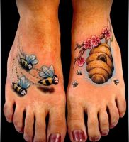 фото тату пчела для статьи про значение татуировки пчела — 16