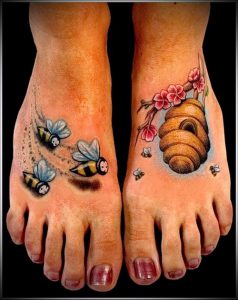 фото тату пчела для статьи про значение татуировки пчела - 16