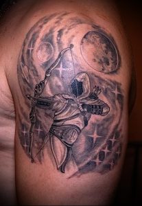 фото тату стрелец для статьи про значение символа в татуировке - 28