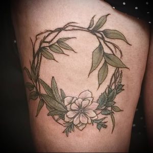 фото тату венок (tattoo wreath) (значение) - пример рисунка - 033 tatufoto.com