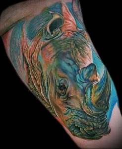 фото тату носорог (rhino tattoo) (значение) - пример рисунка - 032 tatufoto.com