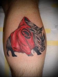 фото тату носорог (rhino tattoo) (значение) - пример рисунка - 043 tatufoto.com