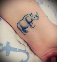 фото тату носорог (rhino tattoo) (значение) — пример рисунка — 046 tatufoto.com