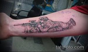 фото тату прицел (tattoo sniper scope) (значение) - пример рисунка - 014 tatufoto.com