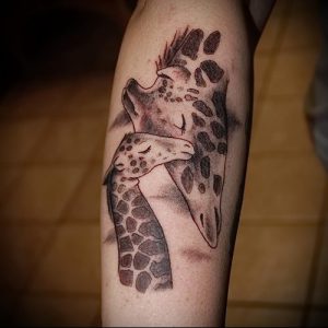 фото тату ЖИРАФ (Tattoo giraffe) (значение) - пример рисунка - 044 tatufoto.com