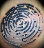 Фото тату лабиринт — пример — 29052017 — пример — 007 tattoo maze