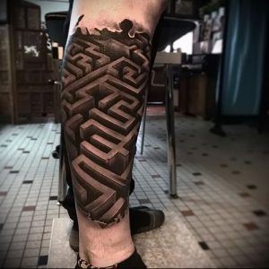 Фото тату лабиринт - пример - 29052017 - пример - 041 tattoo maze