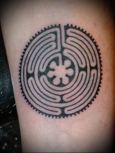 Фото тату лабиринт - пример - 29052017 - пример - 015 tattoo maze