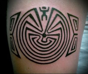 Фото тату лабиринт - пример - 29052017 - пример - 033 tattoo maze