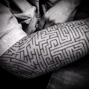 Фото тату лабиринт - пример - 29052017 - пример - 038 tattoo maze