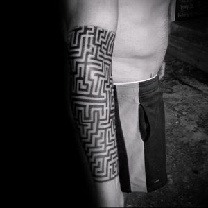Фото тату лабиринт - пример - 29052017 - пример - 063 tattoo maze