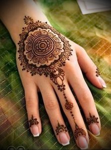 Фото Мехенди на ладони - 17062017 - пример - 080 Mehendi in the palm of your hand