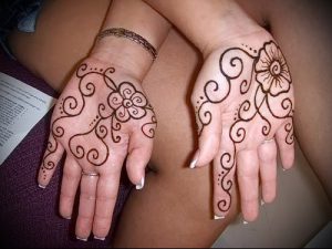 Фото Мехенди на ладони - 17062017 - пример - 021 Mehendi in the palm of your hand