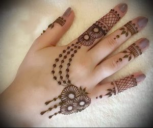Фото Мехенди на ладони - 17062017 - пример - 024 Mehendi in the palm of your hand