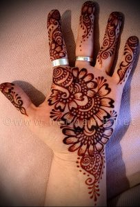 Фото Мехенди на ладони - 17062017 - пример - 026 Mehendi in the palm of your hand