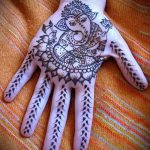 Фото Мехенди на ладони - 17062017 - пример - 055 Mehendi in the palm of your hand