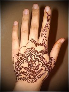 Фото Мехенди на ладони - 17062017 - пример - 061 Mehendi in the palm of your hand