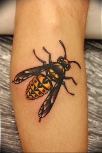 фото тату шмель от 29.07.2017 №046 - Tattoo bumblebee_tattoo-photo.ru