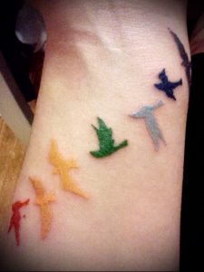 Фото тату радуга - 22072017 - пример - 012 Rainbow tattoo_tattoo-photo.ru