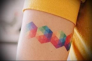 Фото тату радуга - 22072017 - пример - 031 Rainbow tattoo_tattoo-photo.ru
