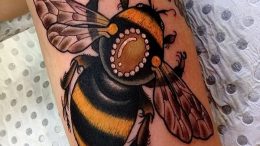 фото тату шмель от 29.07.2017 №004 - Tattoo bumblebee_tattoo-photo.ru