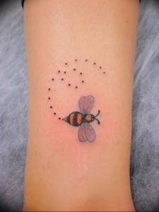 фото тату шмель от 29.07.2017 №014 - Tattoo bumblebee_tattoo-photo.ru