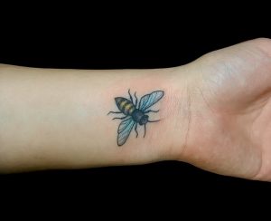фото тату шмель от 29.07.2017 №041 - Tattoo bumblebee_tattoo-photo.ru
