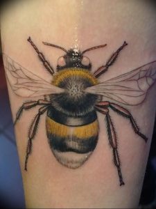 фото тату шмель от 29.07.2017 №048 - Tattoo bumblebee_tattoo-photo.ru