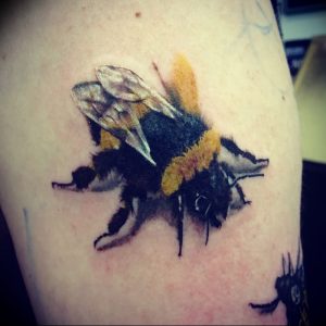 фото тату шмель от 29.07.2017 №075 - Tattoo bumblebee_tattoo-photo.ru