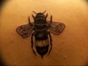 фото тату шмель от 29.07.2017 №091 - Tattoo bumblebee_tattoo-photo.ru