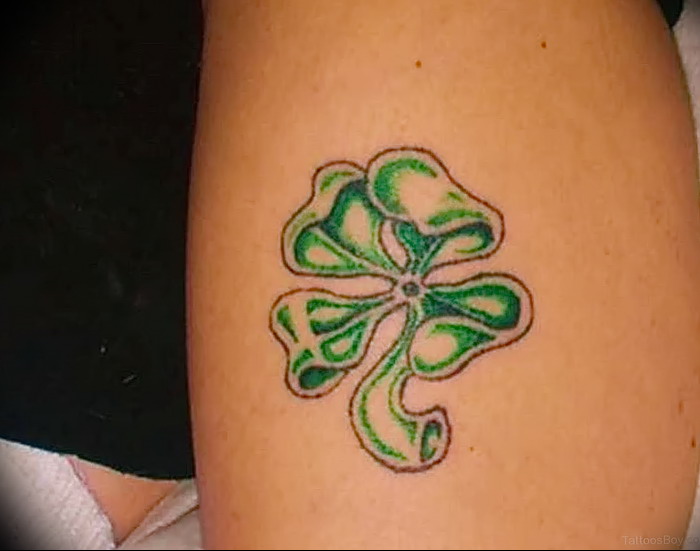 The Symbolism Behind a Cloverleaf Tattoo - wide 7