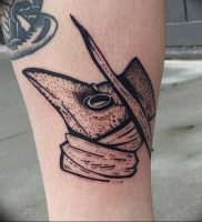 фото тату Чумной Доктор от 04.10.2017 №006 — tattoo Plague Doctor — tattoo-photo.ru