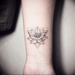 фото тату лотос от 02.10.2017 №093 - lotus tattoo - tattoo-photo.ru