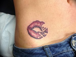 фото тату поцелуй от 22.09.2017 №005 - tattoo kiss - tattoo-photo.ru