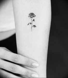 фото тату роза от 30.09.2017 №107 - rose tattoo - tattoo-photo.ru