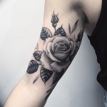 фото тату роза от 30.09.2017 №111 - rose tattoo - tattoo-photo.ru