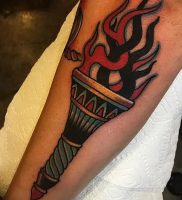 фото тату факел от 08.09.2017 №114 — tattoo torch — tattoo-photo.ru