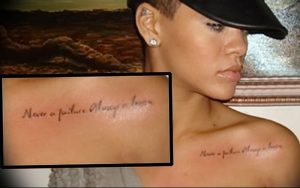 фото Тату Рианны от 30.09.2017 №053 - Rihanna Tattoo - tattoo-photo.ru