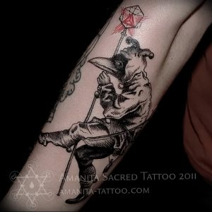 фото тату Чумной Доктор от 04.10.2017 №041 - tattoo Plague Doctor - tattoo-photo.ru