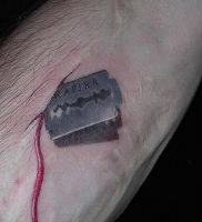 фото тату лезвие (опасная бритва) от 08.09.2017 №068 — tattoo dangerous razor