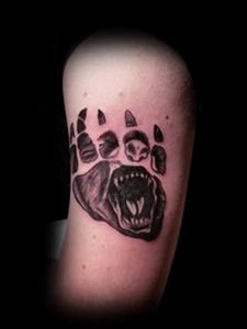фото тату медвежья лапа от 30.09.2017 №099 - bear paw tattoo - tattoo-photo.ru
