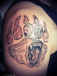 фото тату медвежья лапа от 30.09.2017 №101 - bear paw tattoo - tattoo-photo.ru 15152323