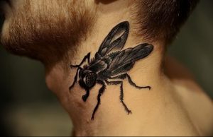 фото тату муха от 22.09.2017 №056 - Fly Tattoo - tattoo-photo.ru