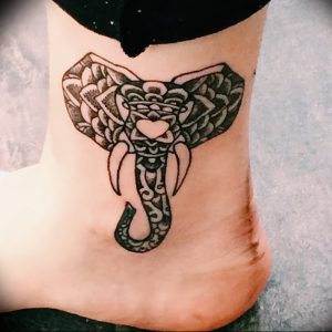 фото тату на щиколотке от 30.10.2017 №046 - ankle tattoo - tattoo-photo.ru
