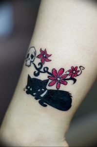 фото тату на щиколотке от 30.10.2017 №064 - ankle tattoo - tattoo-photo.ru