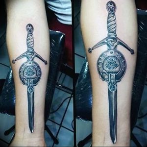 фото тату оружие от 05.09.2017 №033 - tattoo weapons - tattoo-photo.ru