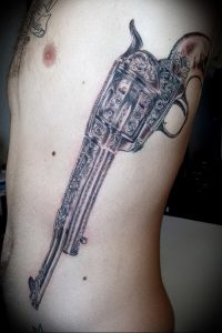 фото тату оружие от 05.09.2017 №068 - tattoo weapons - tattoo-photo.ru