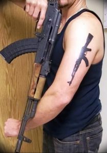 фото тату оружие от 05.09.2017 №109 - tattoo weapons - tattoo-photo.ru