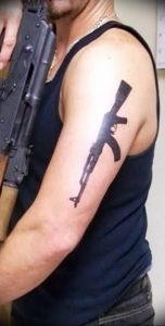 фото тату оружие от 05.09.2017 №113 - tattoo weapons - tattoo-photo.ru